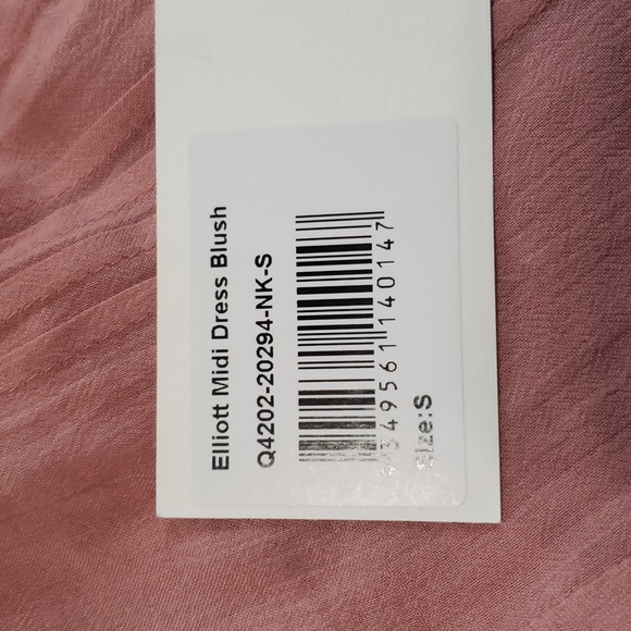 Auguste Elliott Midi Dress (No Slip) in Blush Size Small - Picture 3 of 15